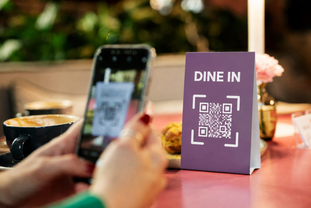 Tingkatkan Transaksi di Restoran dengan QR & Teknik CRM dari UFood